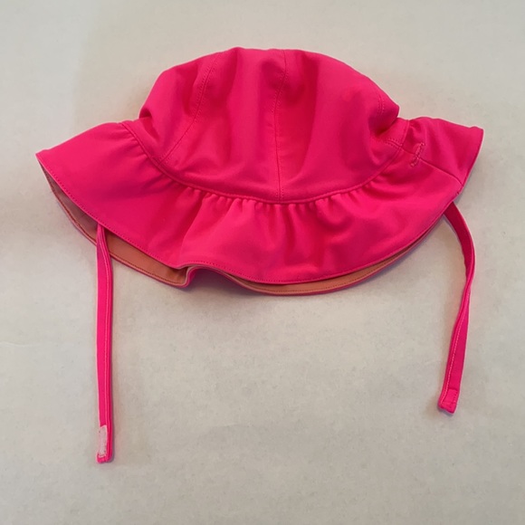 Tucker +Tate swim hat - Picture 2 of 5